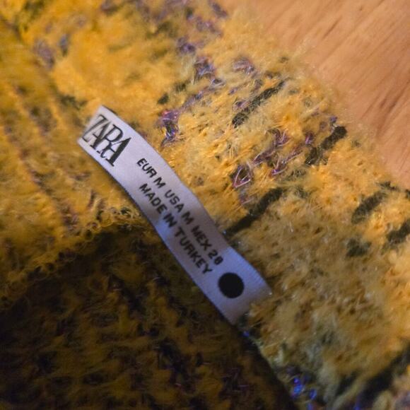 Zara Fuzzy Check Knit Plaid Mini Skirt Size M - Picture 6 of 7